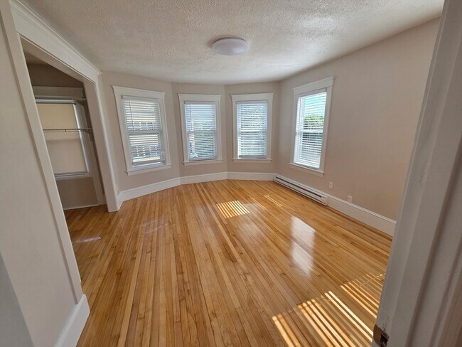 Photo - 14 Caroline St