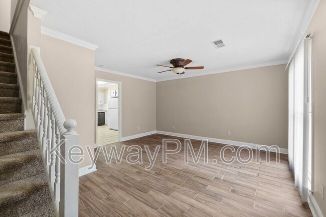 Photo - 2320 Greengate Dr