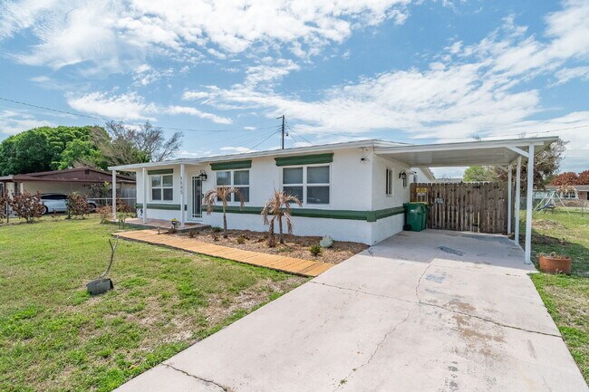 Photo - Remodeled 3/2 in Central Merritt Island!