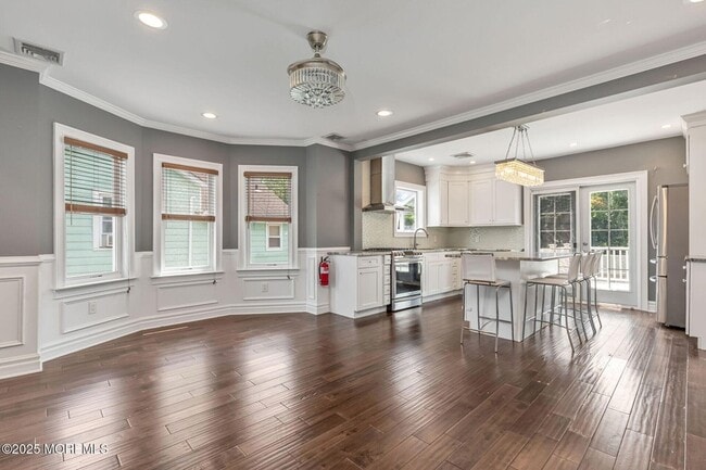 Photo - 76 South St Unit B