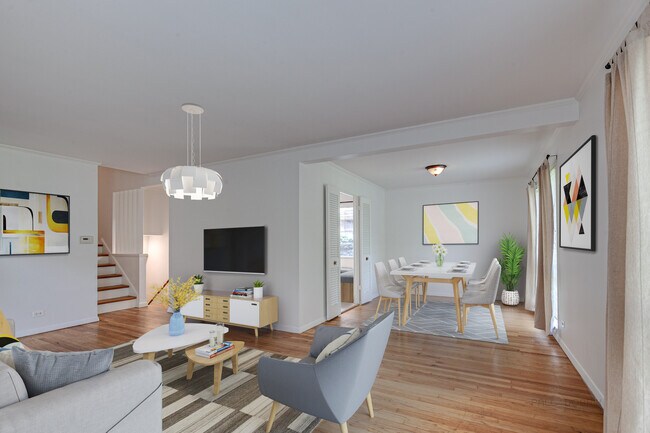 Photo - 370 Madison Ave