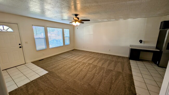 Photo - 4372 S 1000 W Unit A