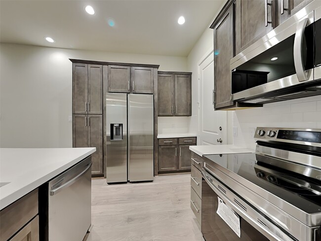 Photo - 5730 Paul Quinn St