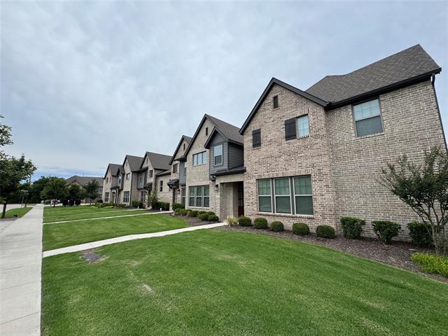 Photo - 1951 Sweetwater Ln