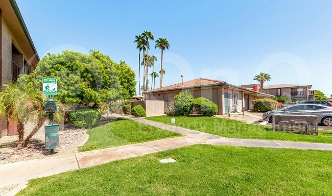 Photo - 4354 N 82nd St