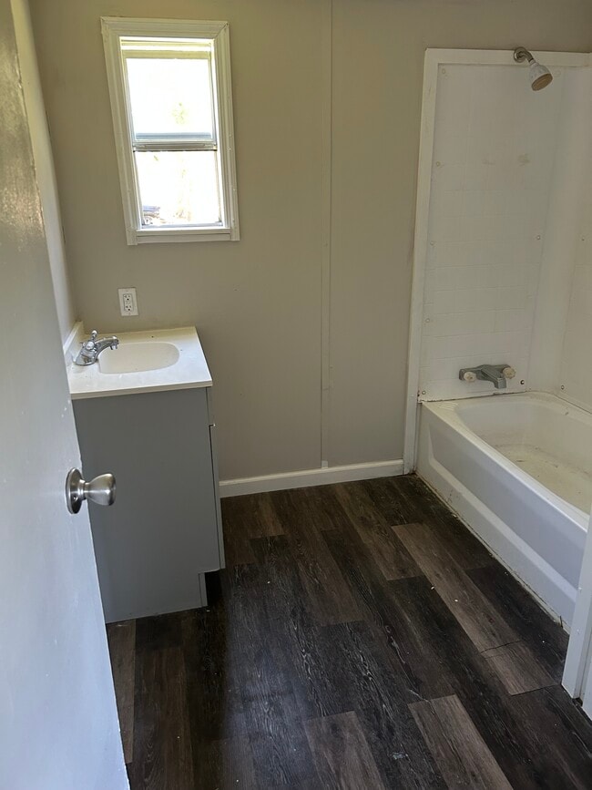 Photo - Earls Lot #10