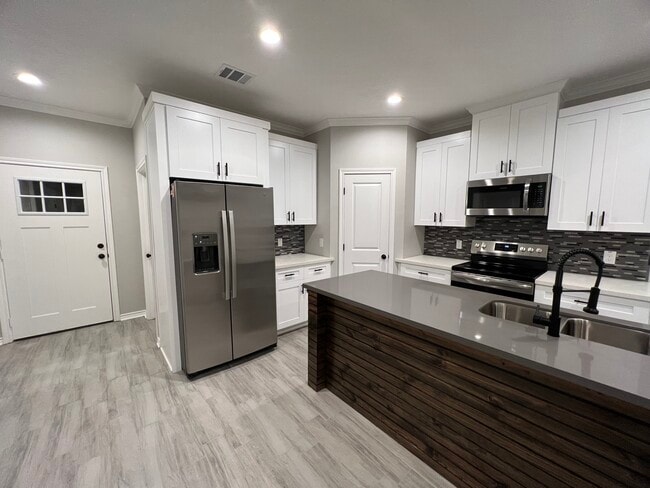 Photo - 409 Canal St