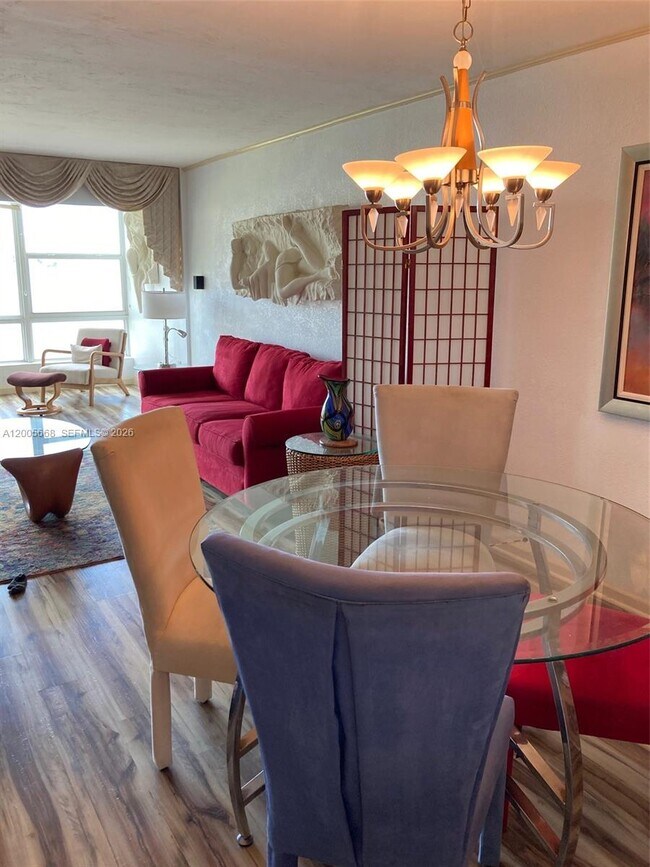 Photo - 18901 NE 14th Ave Unit 101