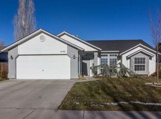 Photo - 4190 English|Classy Meridian Home in Great Location!