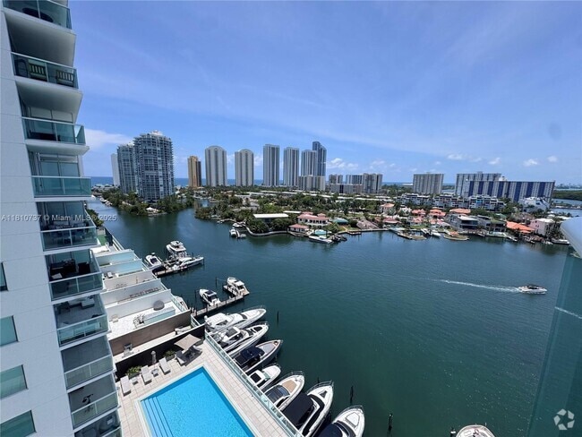 Building Photo - 400 Sunny Isles Blvd Unit 1408 Rental