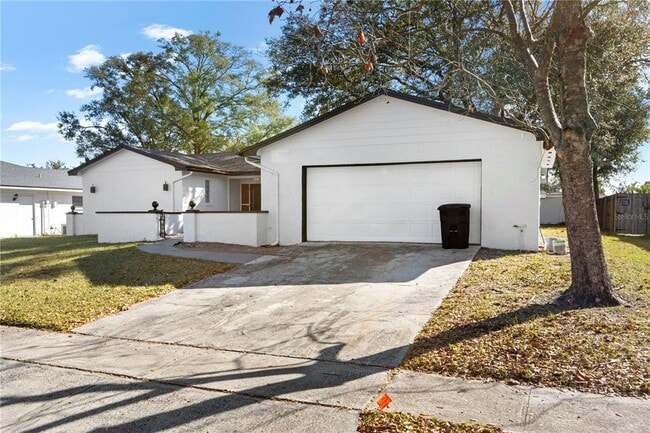 Photo - 621 Ashberry Ln
