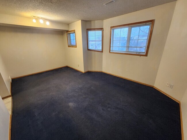 Photo - 318-3182 2 Ave Unité 318B