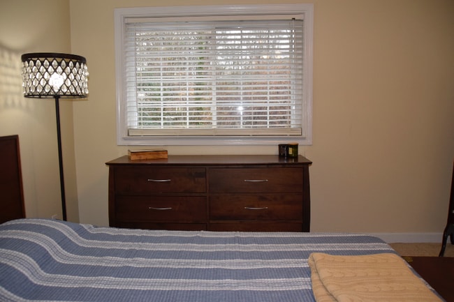 Photo - 1175 Church St