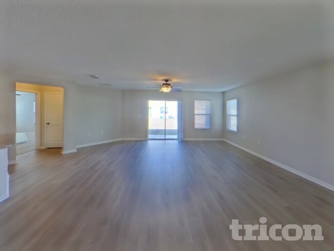 Photo - 10614 Massimo Dr