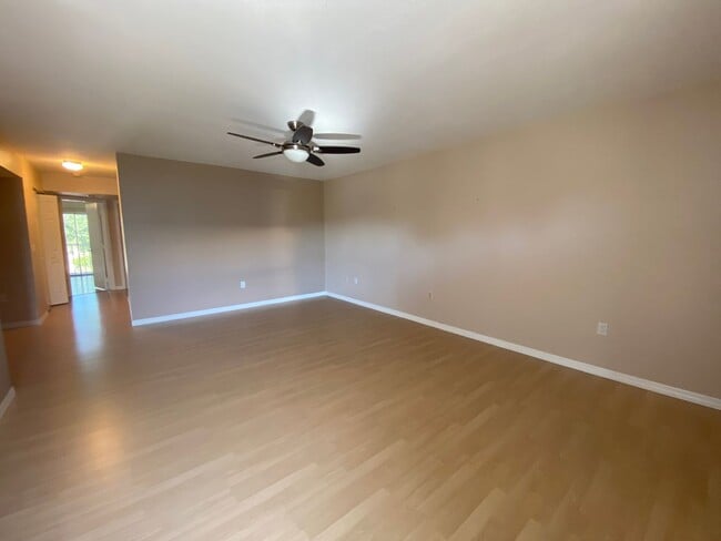 Photo - 22278 Vick St