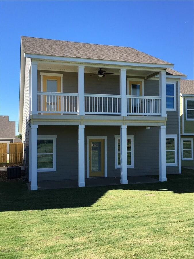 Photo - 1660 N Izard Ln
