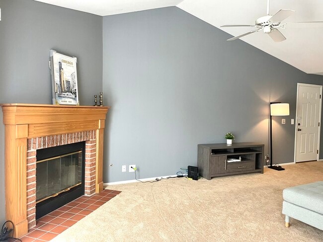 Photo - 20 Ashburn Ct Unit W2