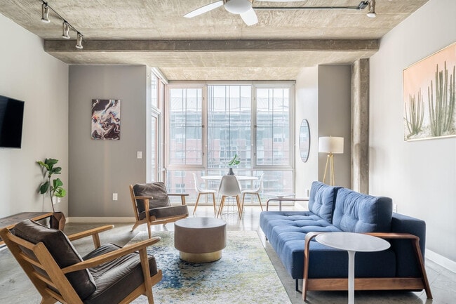 Building Photo - 201 Lavaca St Rental