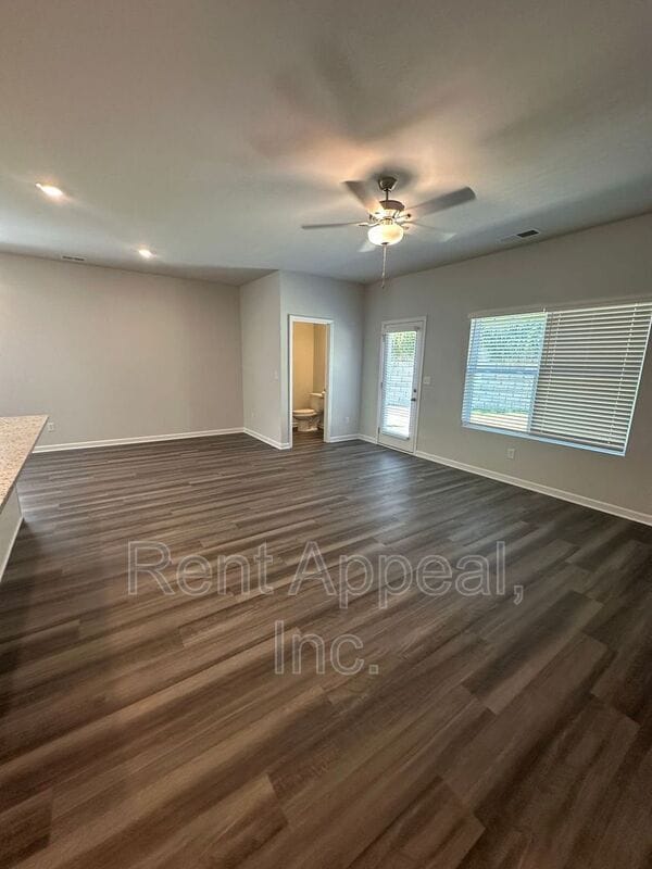 Photo - 383 Lanier Cir