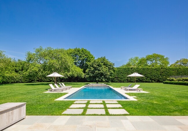 Photo - 59 First Neck Lane