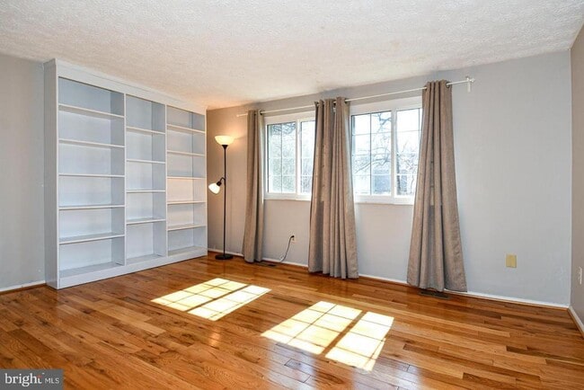 Photo - 8417 Cedar Falls Ct