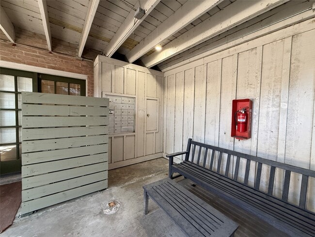 Photo - 1801 Cortlandt St Unidad 6