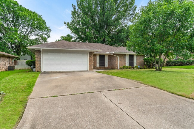 Photo - 2901 Panhandle Dr