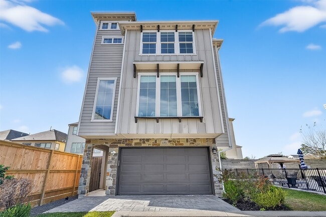 Building Photo - 1303 Upland Retreat Dr