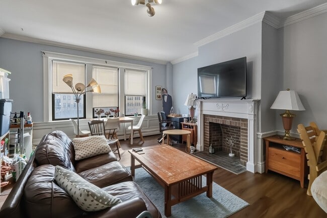 Photo - 1661 Commonwealth Ave Unit 5