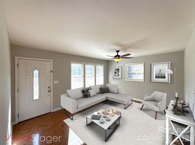 Photo - 1601 Starbrook Dr