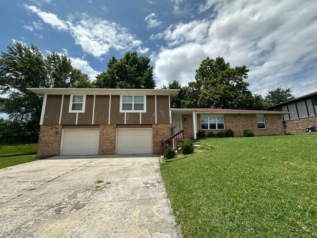 Building Photo - 4753 Bethel St Rental