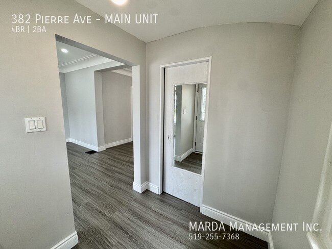 Photo - SPACIOUS 4 BED/2 BATH MAIN FLOOR UNIT + 80% OF UTILITIES Unit MAIN