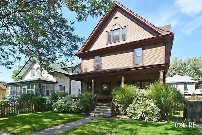 Building Photo - 1621 Laurel Ave