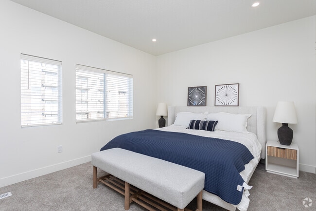 2BR, 2.5BA - 1,136SF - Primary Bedroom