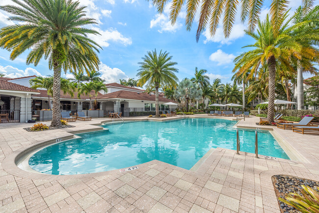 The Seabourn Apartments - Boynton Beach, Fl 