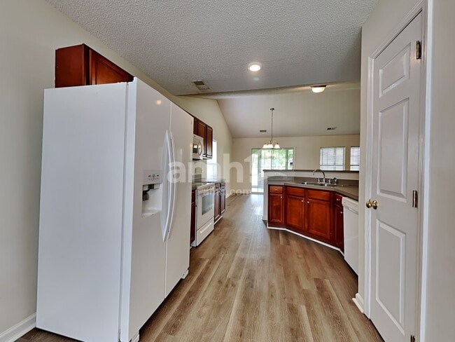 Photo - 530 Beverly Dr