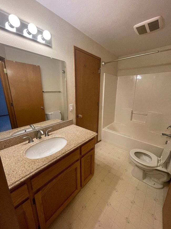 Photo - ***PENDING APPLICATION***Beautiful 3 Bedro...
