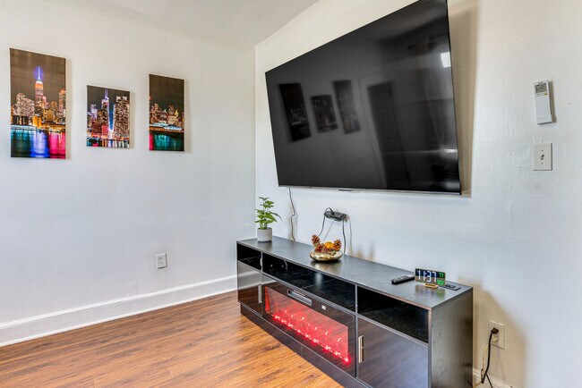 Photo - 15 Green Ct Unit SI ID1546250P