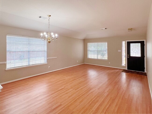 Photo - 2823 Park Springs Ln