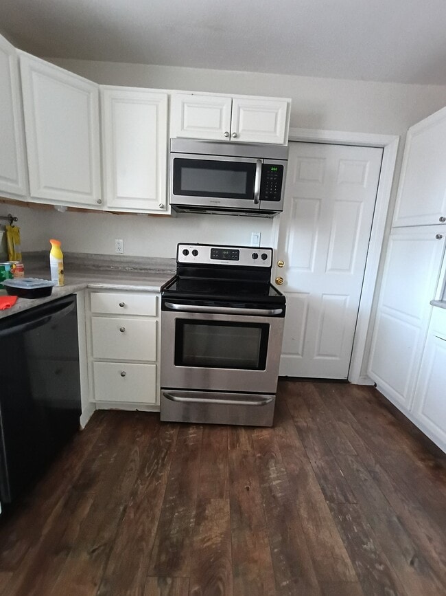 Photo - 2605 Mountain St