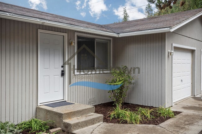 Photo - 2 Bedroom 1 Bath Available in Coeur d'Alene!