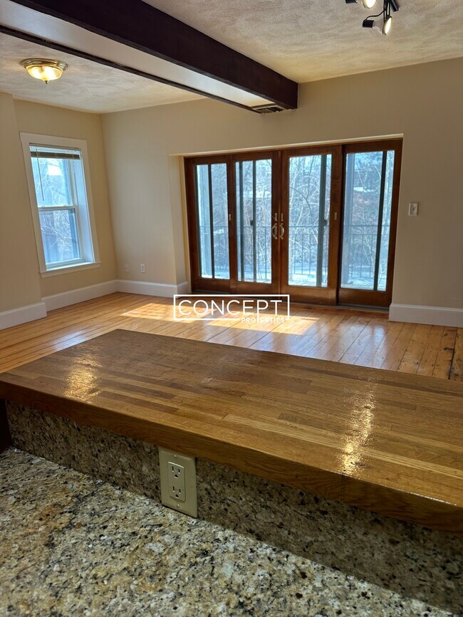 Photo - 28 Beacon St Unit 2-CP