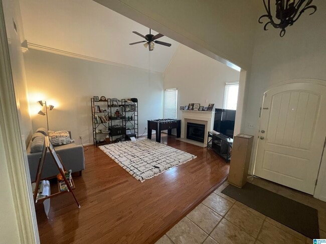 Photo - 2420 Abbeyglen Pl