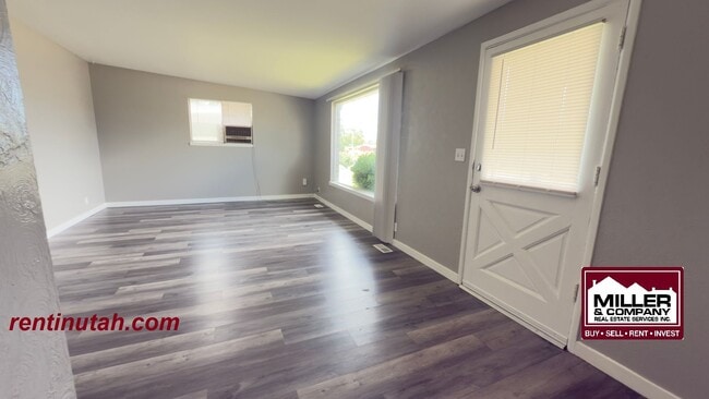 Photo - 1625 Paradise Ln