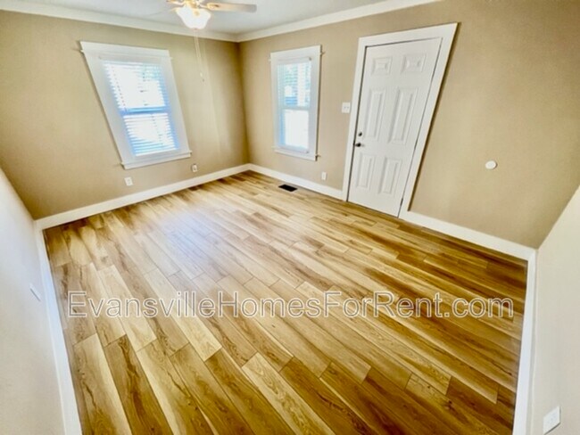 Photo - 2325 Margybeth Ave