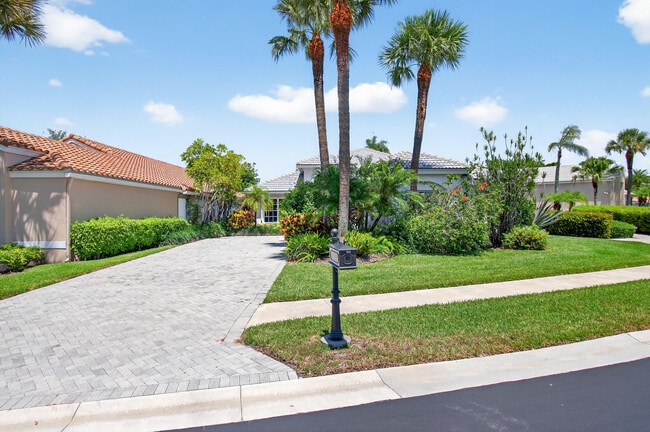 Building Photo - 11942 Fountainside Cir Rental