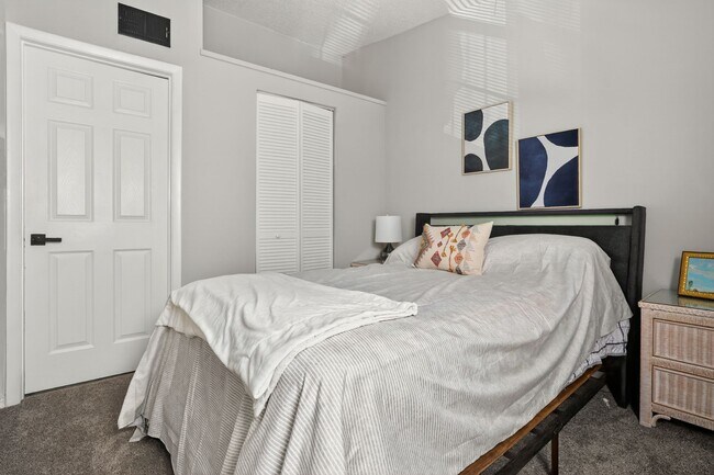 Oakwood Townhomes