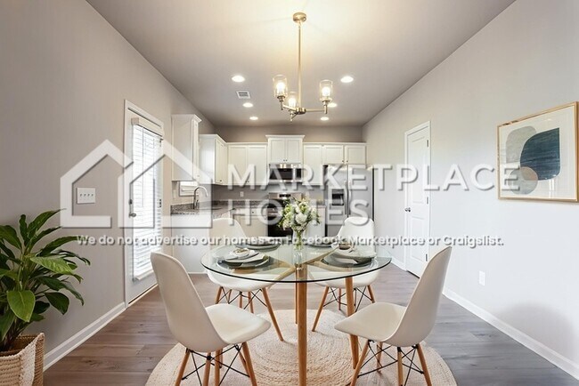 Photo - 218 W L Miller Dr