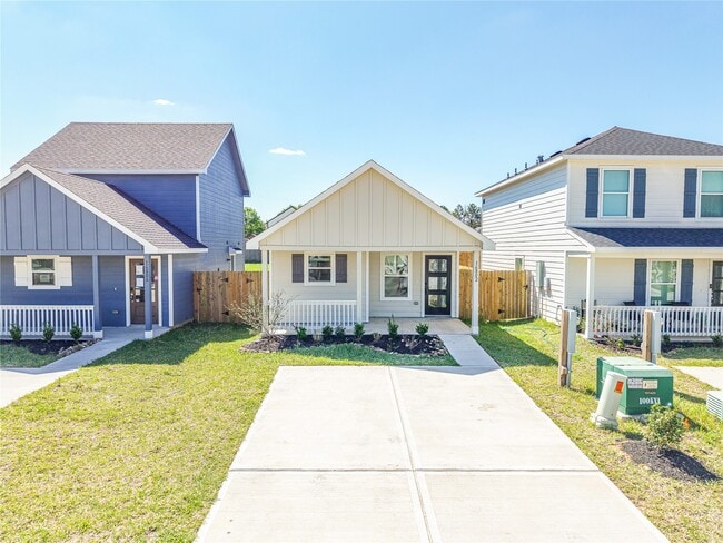 Photo - 16802 N Marie Vlg Dr