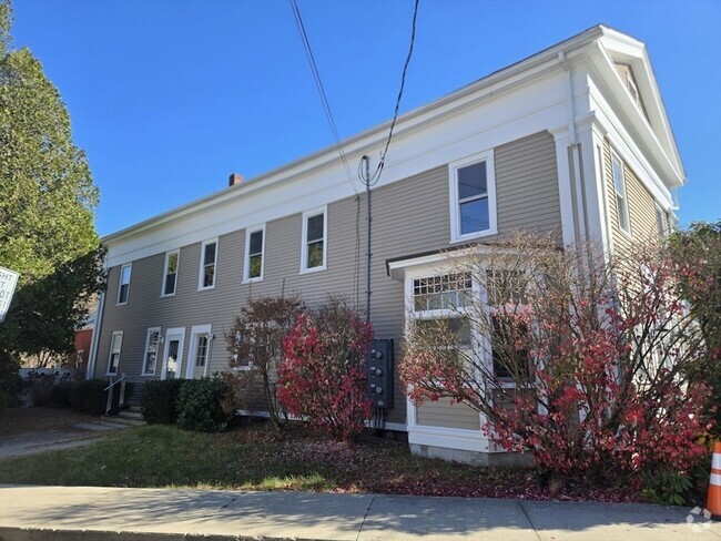 Building Photo - 15 S Main St Unit B Rental